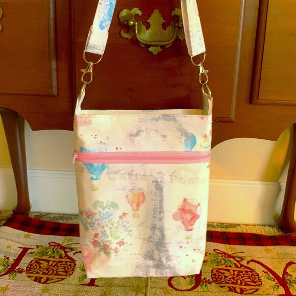 Handmade Pastel Cotton Crossbody Bag with Lining and Magnetic Snap Closure - Picture 3 of 10